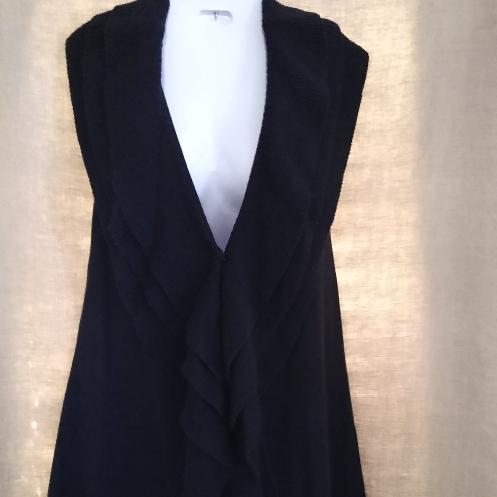 Jessica I. Ruffled Sleeveless Vest, Size M